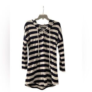 Beach Break Women’s Navy and White Striped Hooded Tunic Size Small